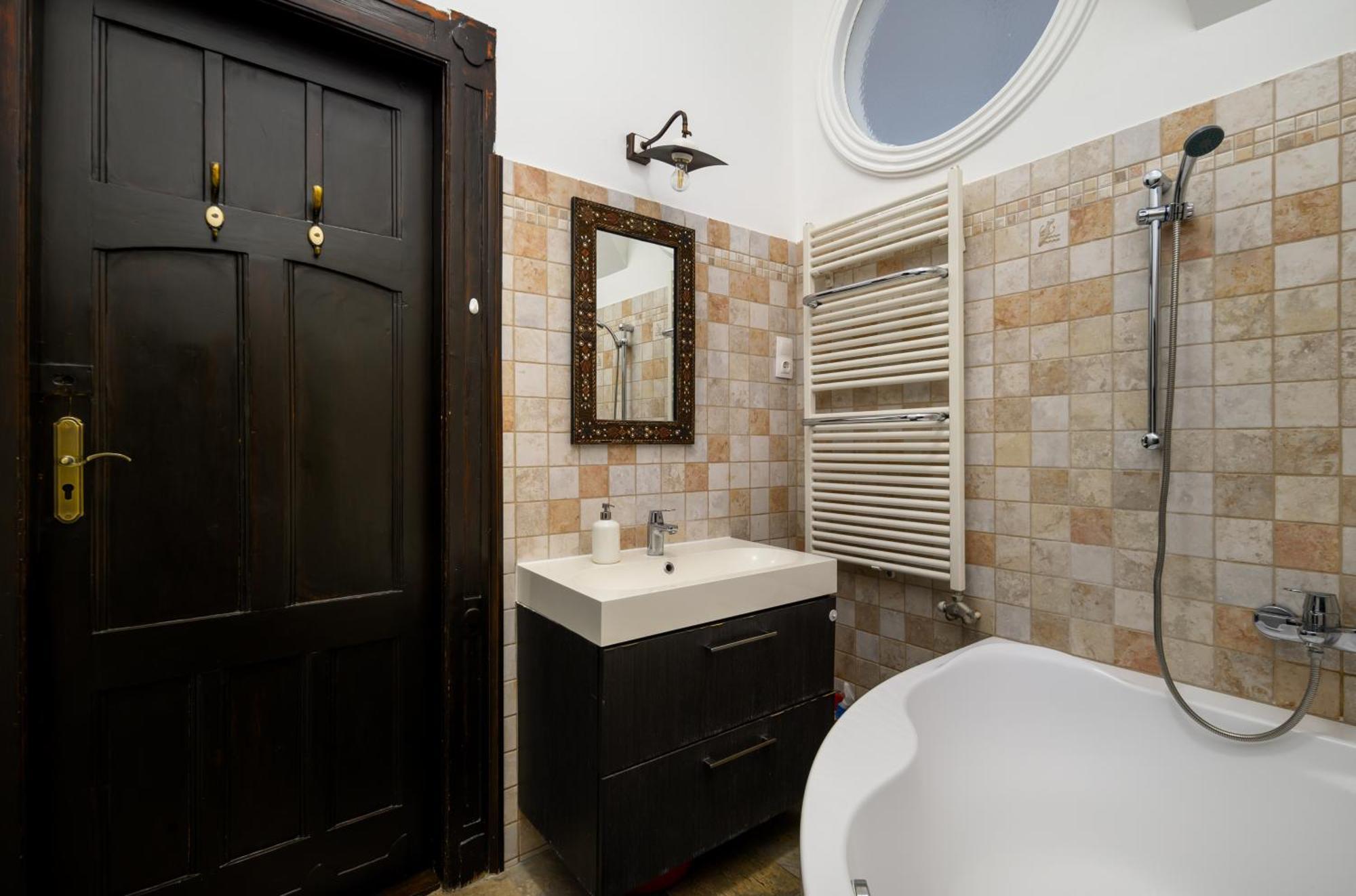 Rustic Downtown Apartment 106 M2 Budapest Ngoại thất bức ảnh